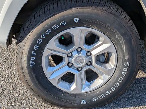 Used 2022 Toyota 4Runner SR5 Premium image 12