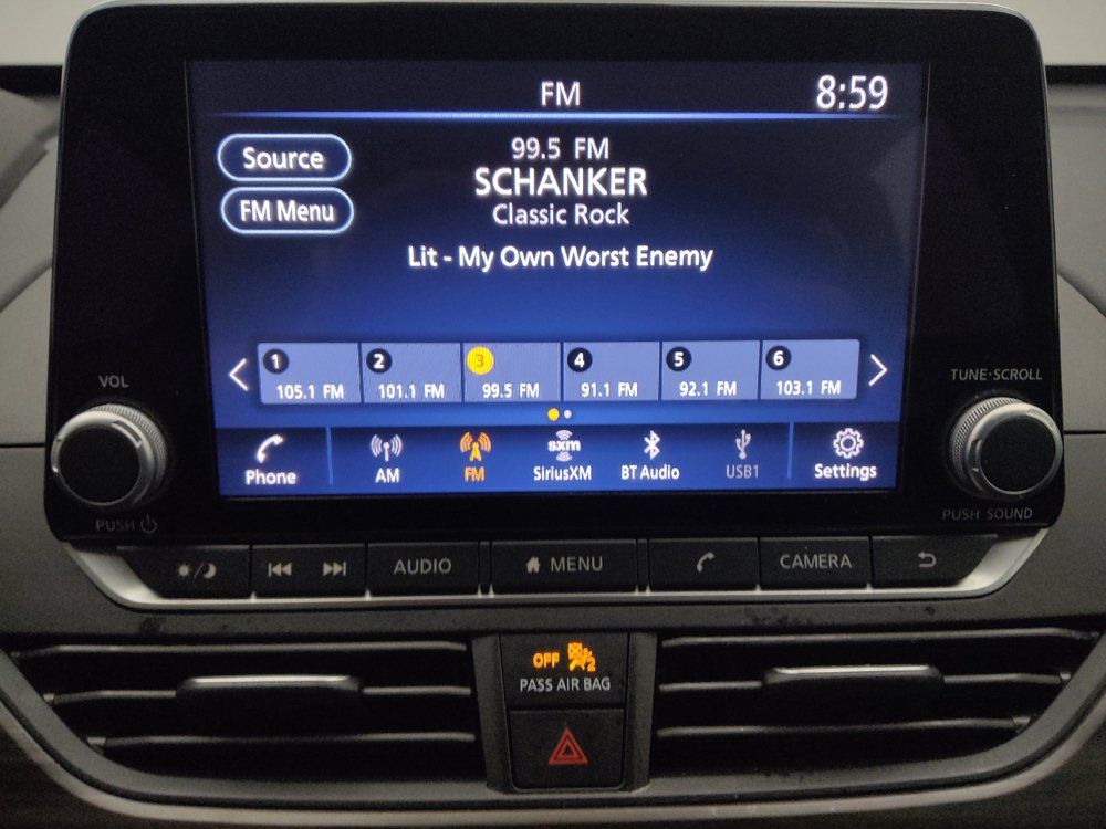 Used 2025 Nissan Altima 2.5 SV FWD image 25