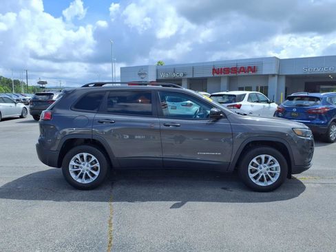 Used 2022 Jeep Cherokee Latitude Lux image 14