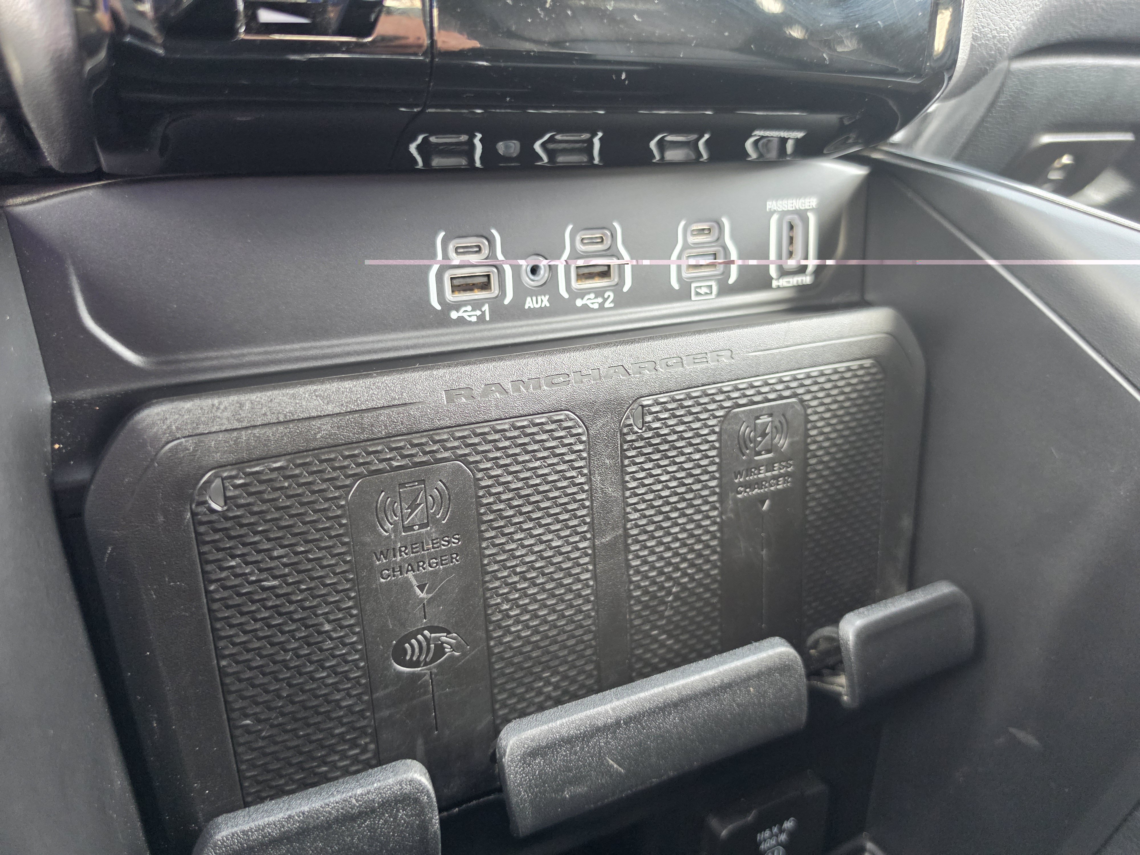 Used 2025 RAM 1500 Laramie w/ Night Edition AWD/4WD image 34