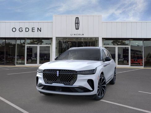 New 2026 Lincoln Nautilus Black Label image 2