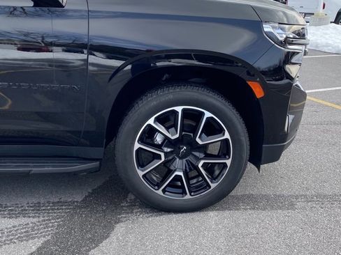 Used 2022 Chevrolet Suburban RST w/ Luxury Package image 9