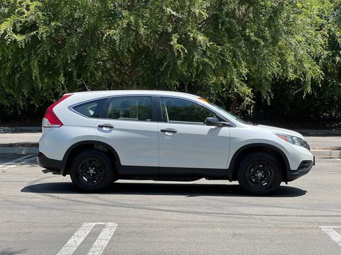 Used 2013 Honda CR-V LX image 2