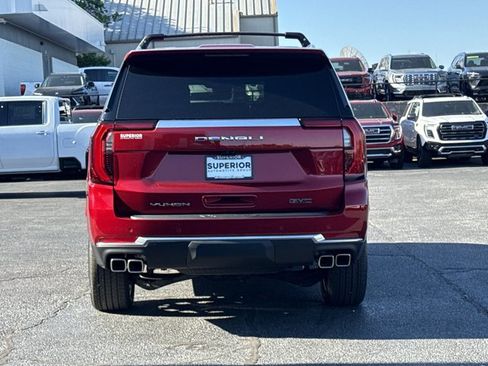 New 2026 GMC Yukon Denali w/ Denali Reserve Package AWD/4WD image 4