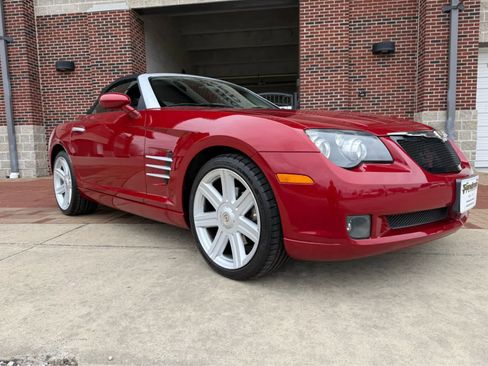 Used 2005 Chrysler Crossfire Limited RWD image 4