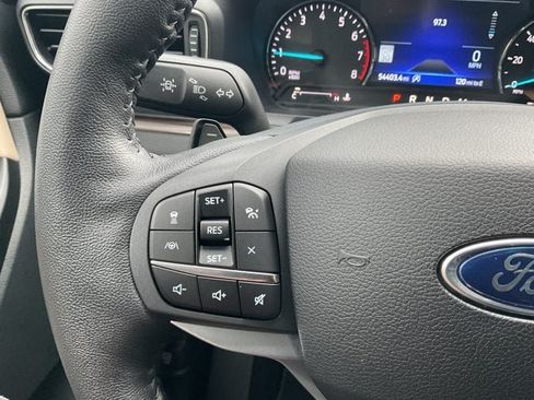 Used 2020 Ford Explorer Limited AWD/4WD image 17