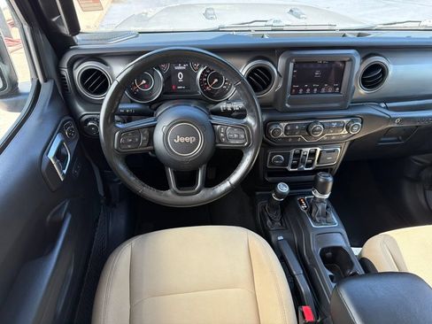 Used 2022 Jeep Wrangler Unlimited Sport AWD/4WD image 5