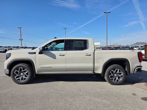 New 2026 GMC Sierra 1500 SLE w/ X31 Off-Road Package image 4