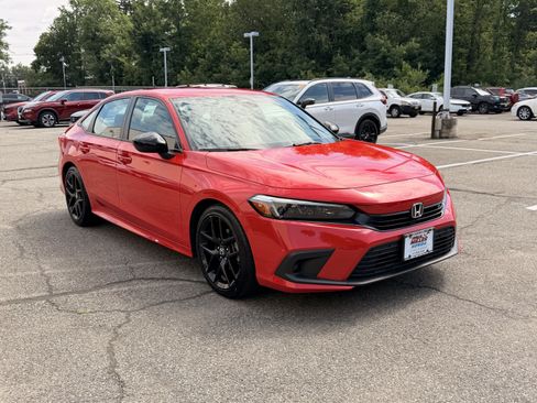 Used 2024 Honda Civic Sport image 3