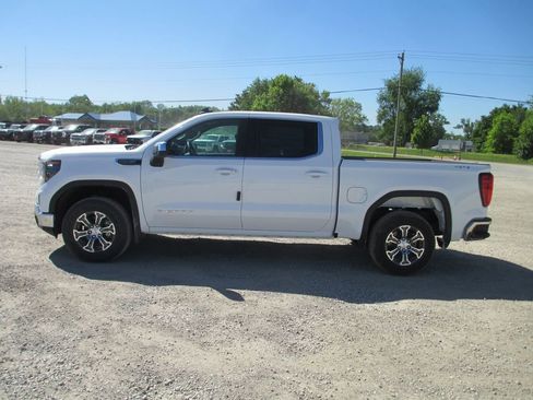 New 2026 GMC Sierra 1500 SLE AWD/4WD image 7