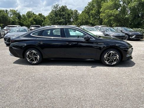New 2026 Hyundai Sonata SEL FWD image 8