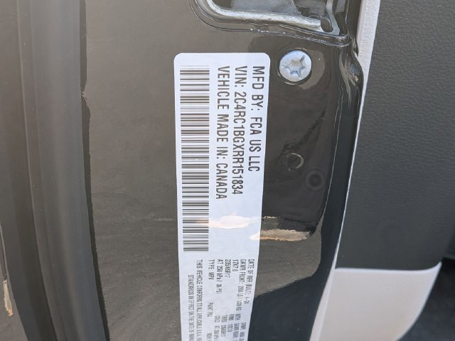 Used 2024 Chrysler Pacifica Touring-L FWD image 34