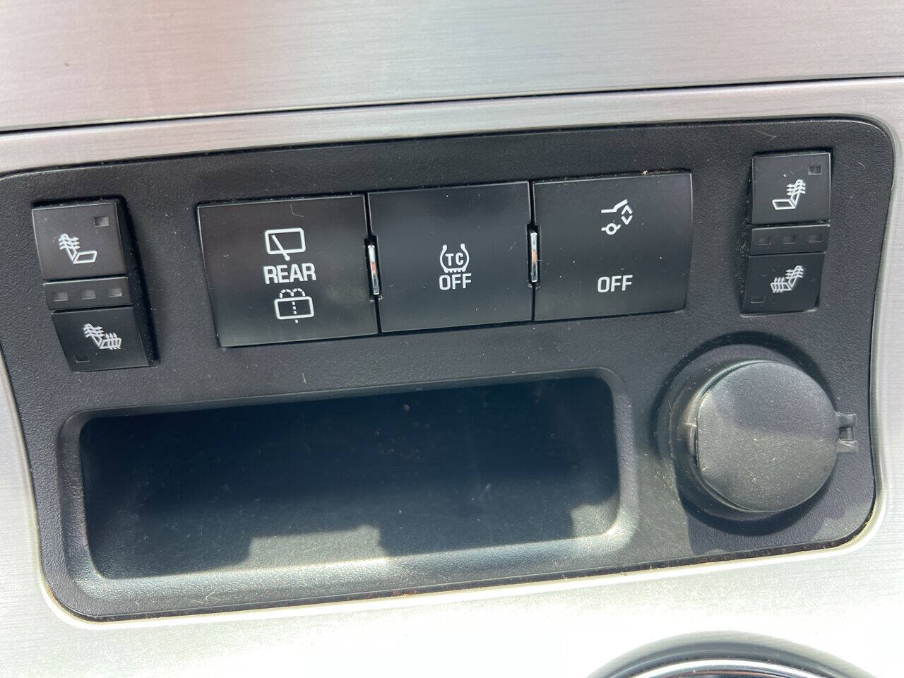 Used 2012 GMC Acadia SLE FWD image 19