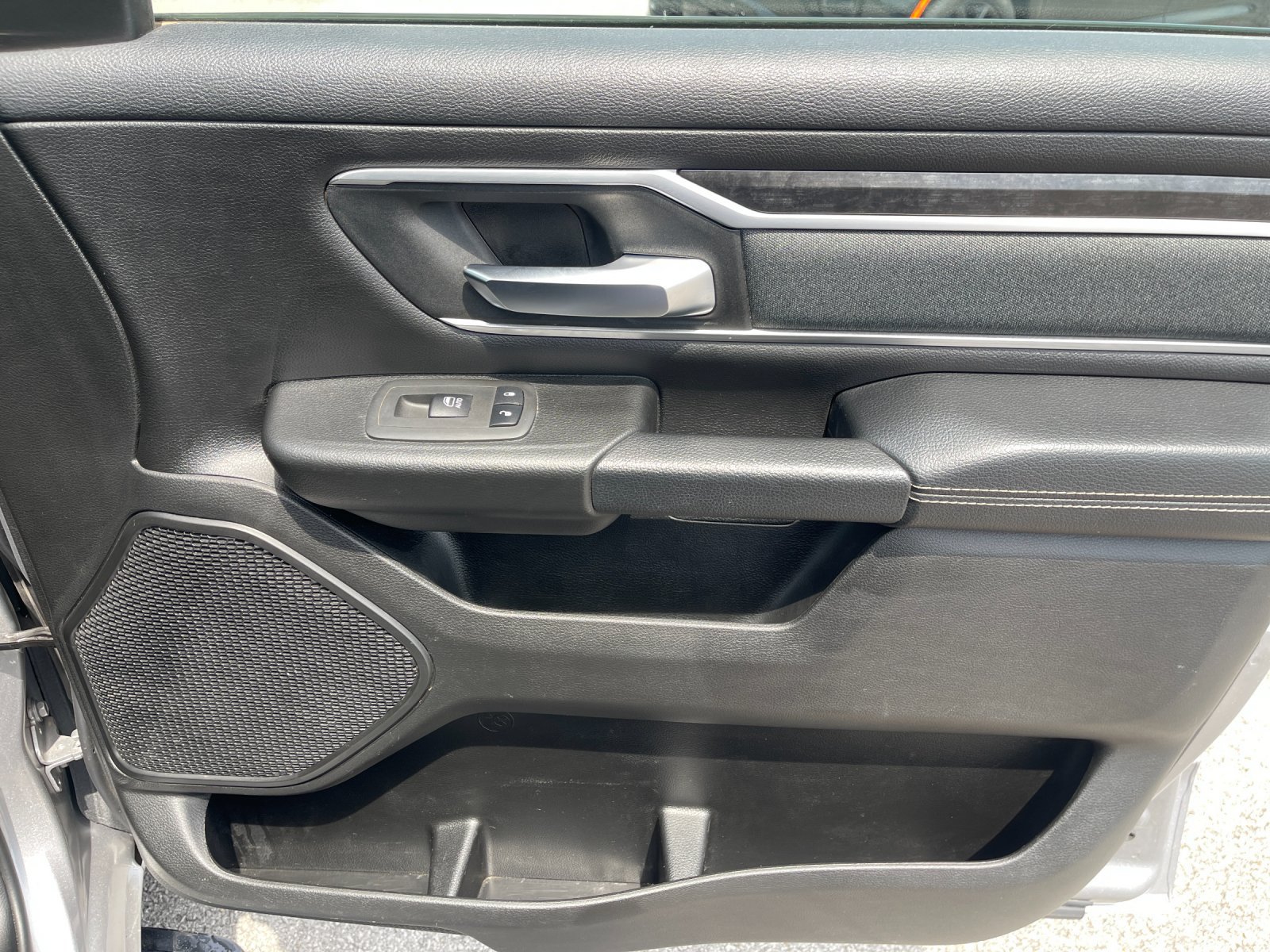 Used 2022 RAM 1500 Big Horn AWD/4WD image 18