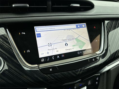 Used 2025 Cadillac XT6 Premium Luxury image 18