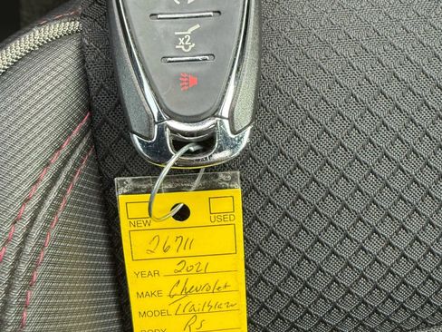Used 2021 Chevrolet TrailBlazer RS w/ Sun and Liftgate Package image 34