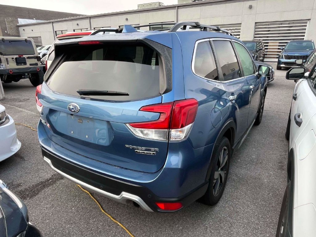 Used 2019 Subaru Forester Touring AWD/4WD image 2