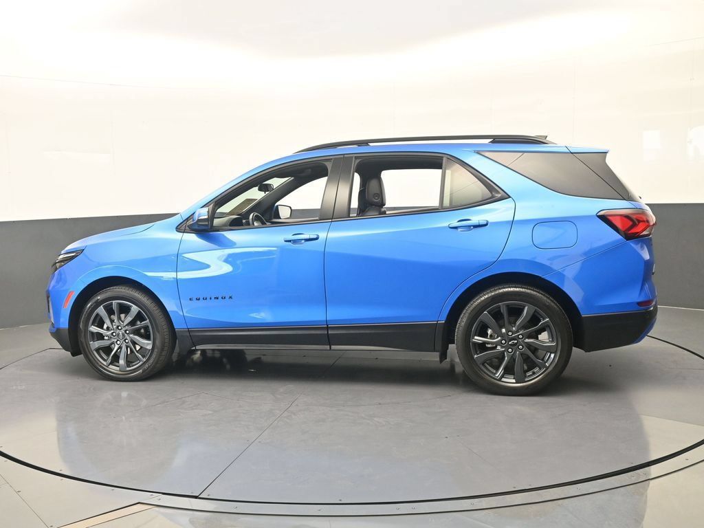 Used 2024 Chevrolet Equinox RS w/ RS Leather Package FWD image 3