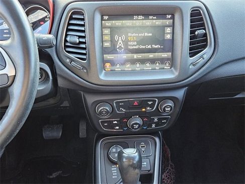 Used 2018 Jeep Compass Trailhawk w/ Leather Interior Group image 8