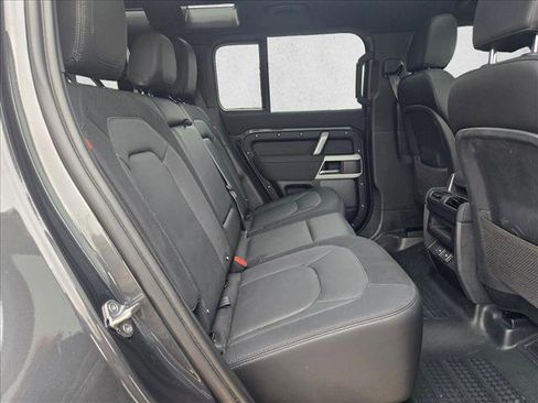 Used 2023 Land Rover Defender 110 X-Dynamic SE image 20