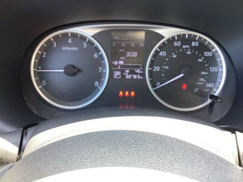 Used 2023 Nissan Kicks S FWD image 17