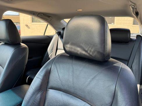 Used 2011 Lexus ES 350 FWD image 23