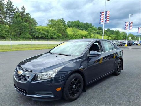 Used 2014 Chevrolet Cruze LT FWD image 4
