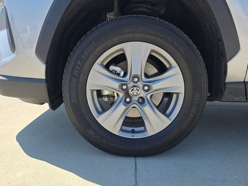 Used 2025 Toyota RAV4 XLE image 10