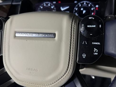 Used 2018 Land Rover Range Rover HSE AWD/4WD image 32