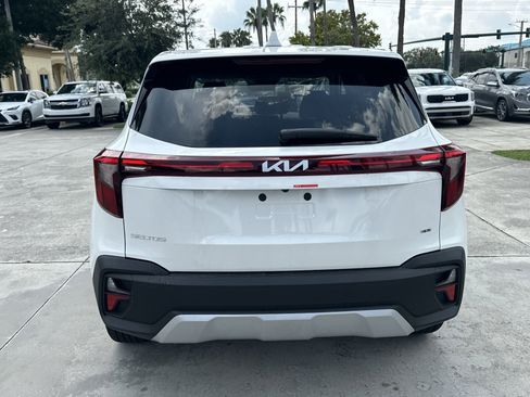 New 2026 Kia Seltos LX image 7