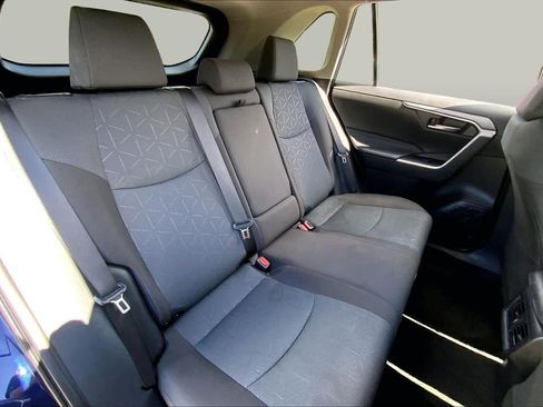 Used 2024 Toyota RAV4 XLE AWD/4WD image 19