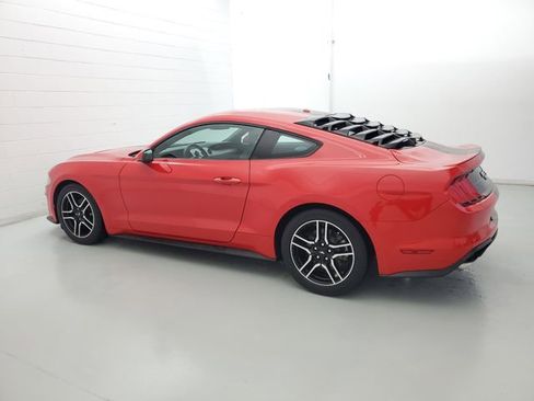 Used 2020 Ford Mustang Premium RWD image 7