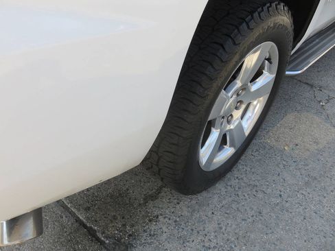 Used 2016 Chevrolet Tahoe LTZ AWD/4WD image 38