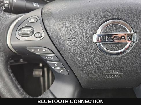 Used 2020 Nissan Pathfinder SL image 26