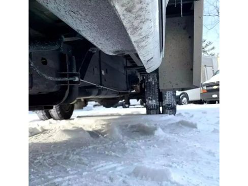 Used 2016 Chevrolet Express 3500 image 14