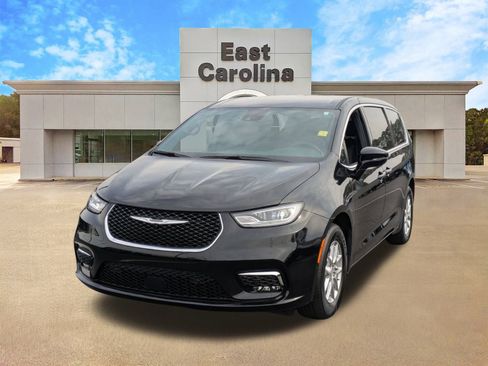 New 2026 Chrysler Pacifica Select FWD image 7