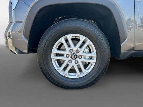 Certified 2025 Toyota Tundra SR5 w/ SR5 Convenience Package AWD/4WD image 14