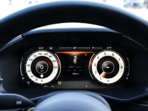 Used 2025 Aston Martin DBX 707 image 5