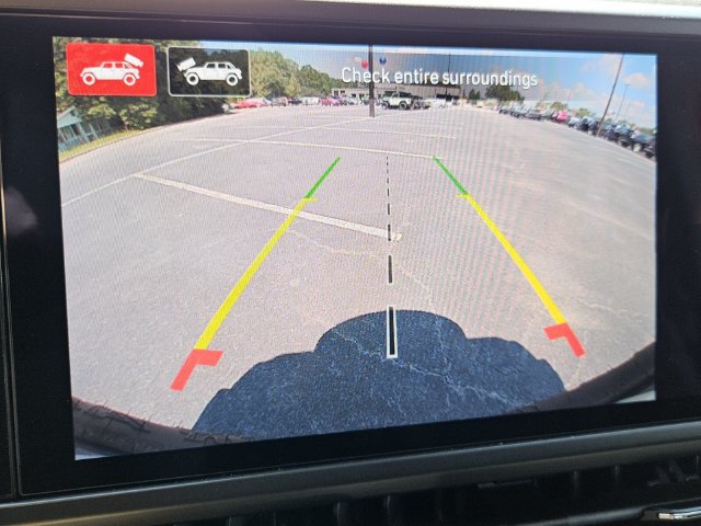 New 2025 Jeep Wrangler Unlimited Sahara AWD/4WD image 10