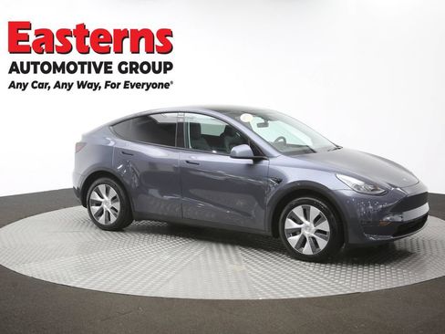 Used 2023 Tesla Model Y Long Range AWD/4WD image 42