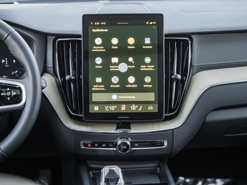 New 2026 Volvo XC60 B5 Ultra w/ Protection Package Premier image 21