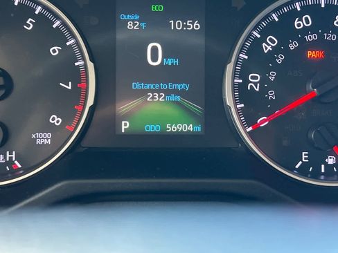 Used 2019 Toyota RAV4 LE FWD image 26