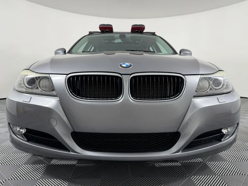 Used 2011 BMW 328i xDrive Wagon AWD/4WD image 3