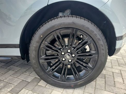 New 2026 Land Rover Range Rover Evoque Dynamic SE image 14