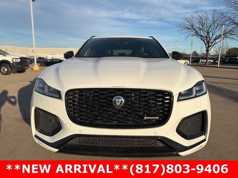 Used 2024 Jaguar F-PACE R-Dynamic S image 2