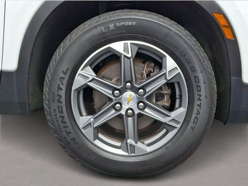 Used 2024 Chevrolet Blazer LT AWD/4WD image 8