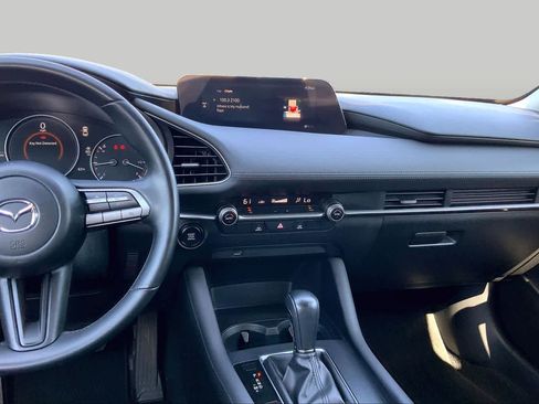 Used 2020 MAZDA MAZDA3 Sedan w/ Select Package FWD image 6