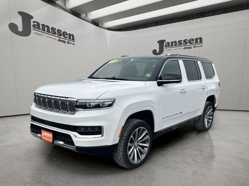 Used 2023 Jeep Grand Wagoneer Series II image 8