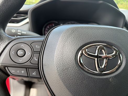 Certified 2023 Toyota RAV4 LE FWD image 10