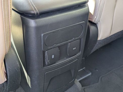 Used 2024 Ford Explorer XLT w/ Equipment Group 202A image 26